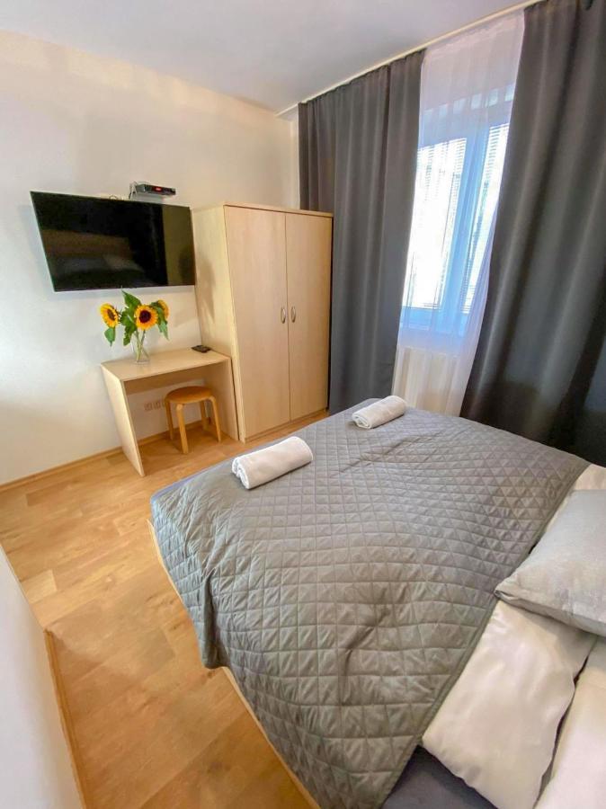 Penzion Hustopeče Exteriör bild