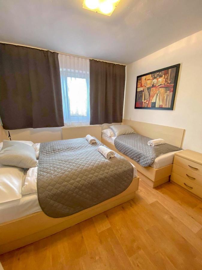 Penzion Hustopeče Exteriör bild